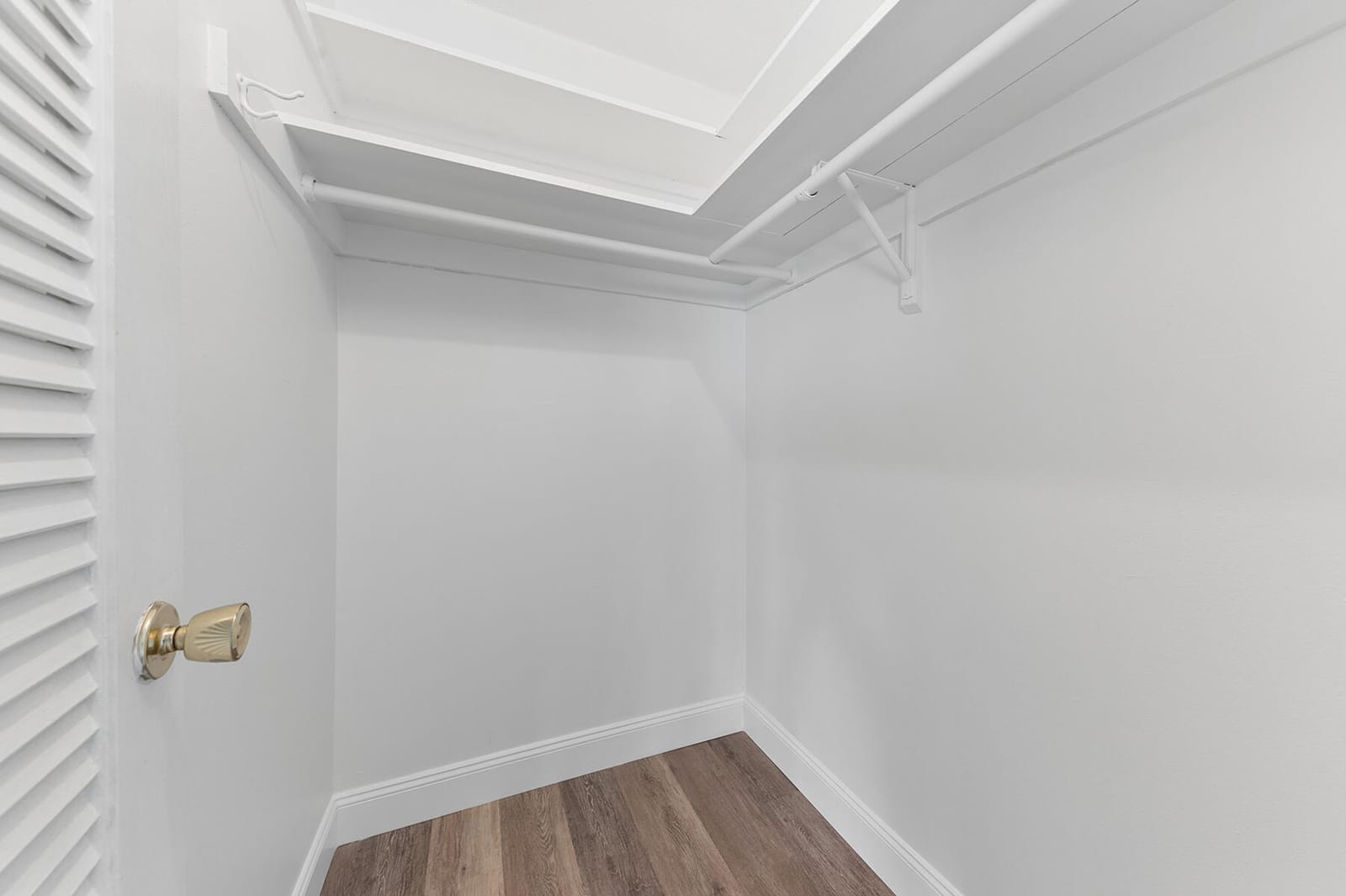 255 High Point Court C — photo 8