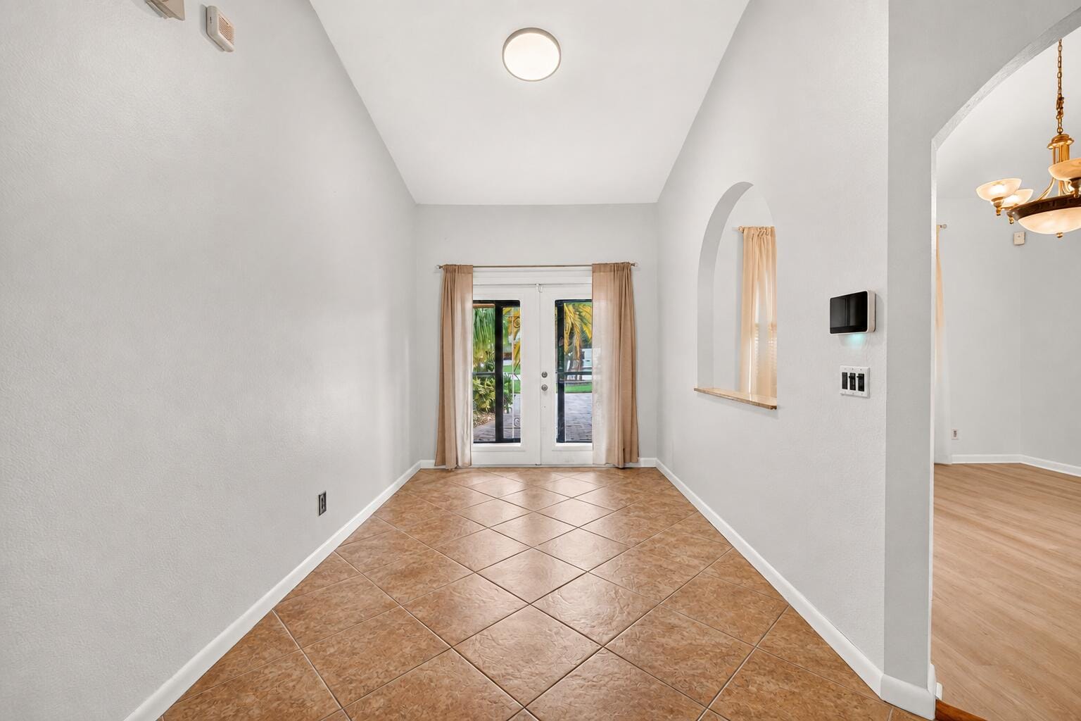 1180 SW MIRROR LAKE Cove — photo 5