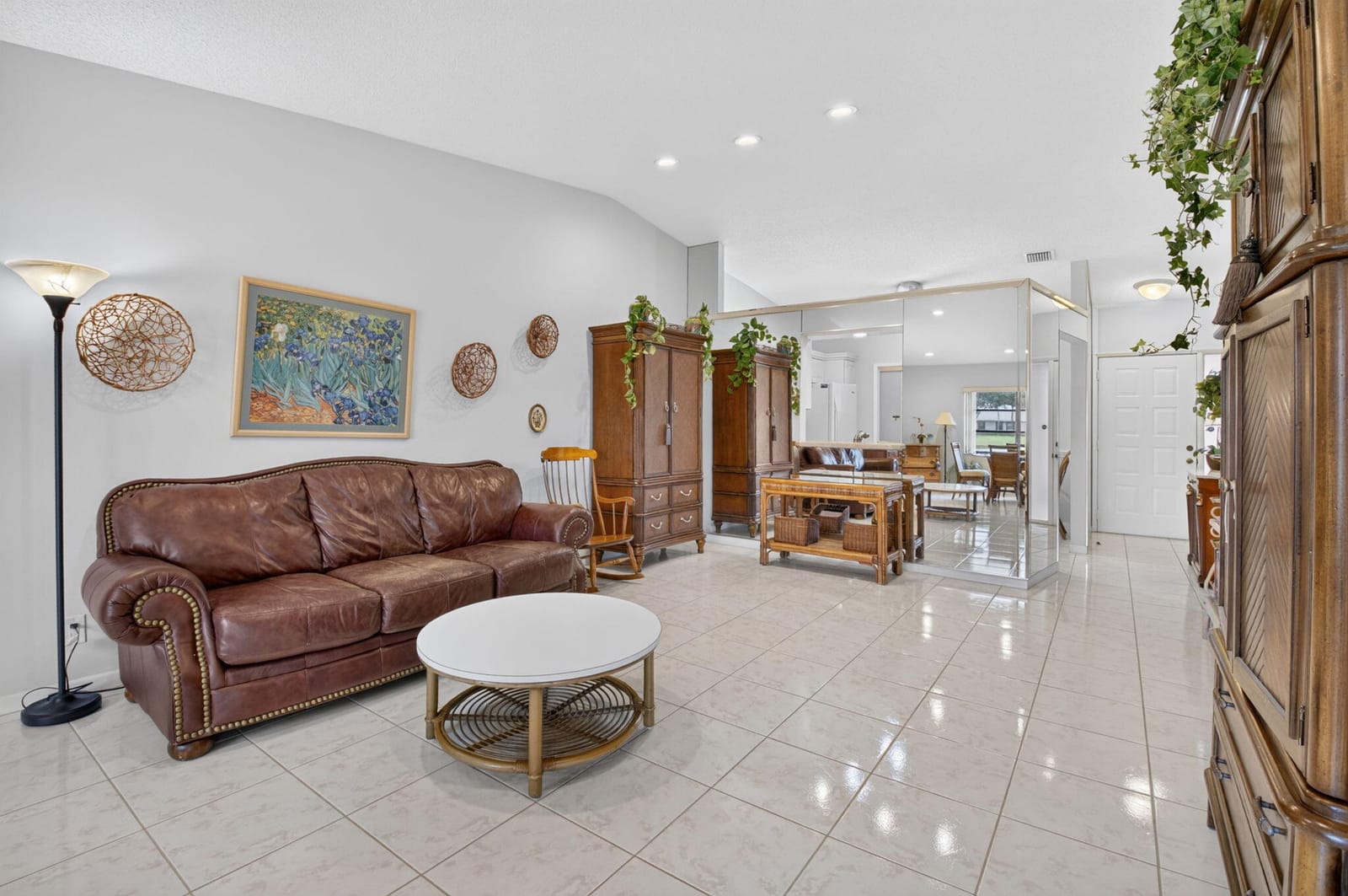 8427 Parkgate Road C — photo 11