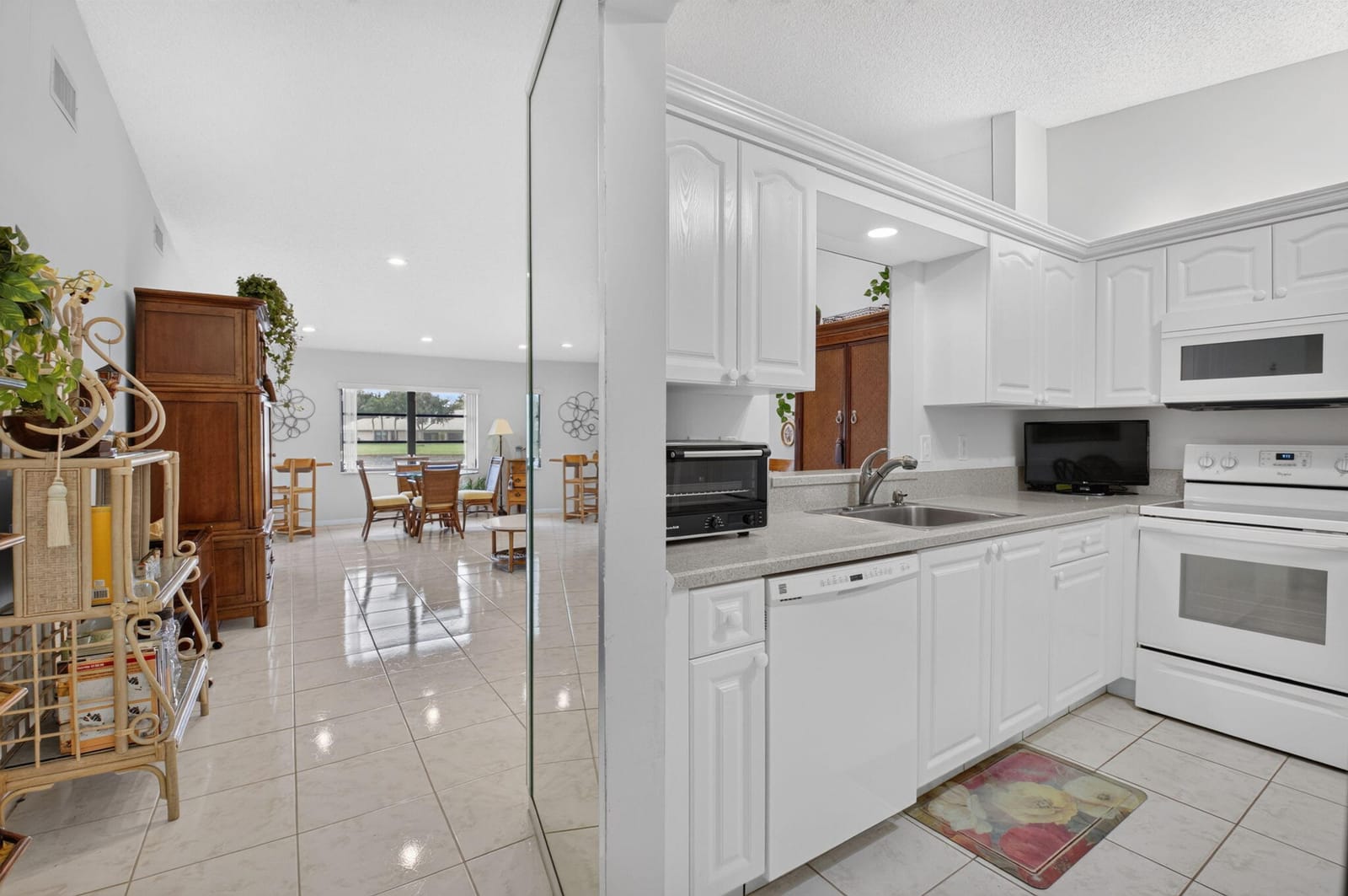 8427 Parkgate Road C — photo 7