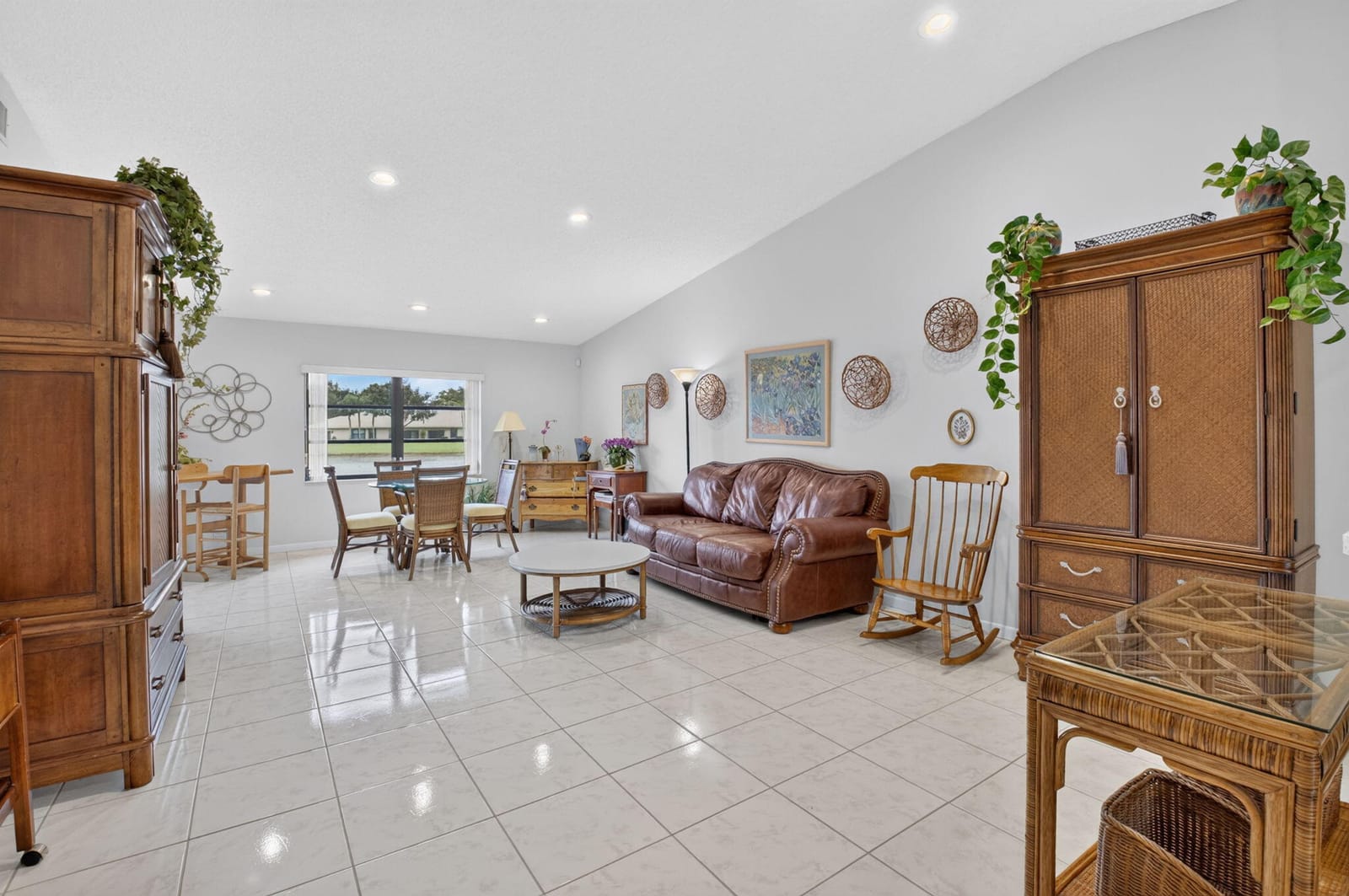 8427 Parkgate Road C — photo 9