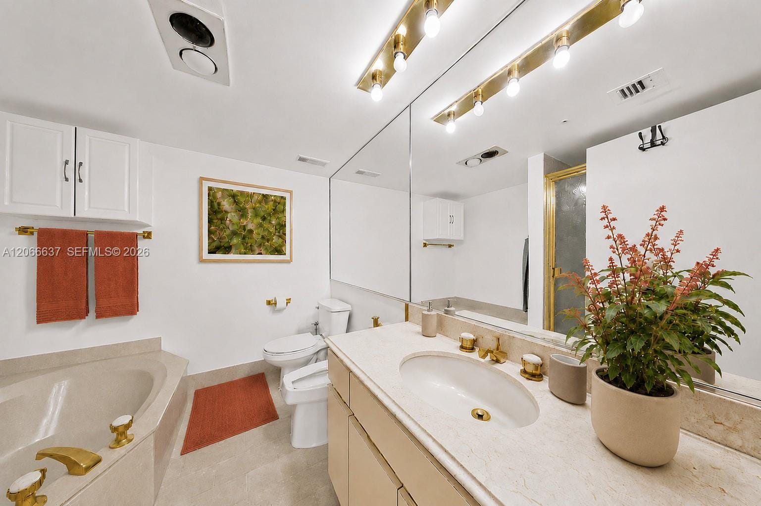 3 Grove Isle Drive C1208 — photo 10