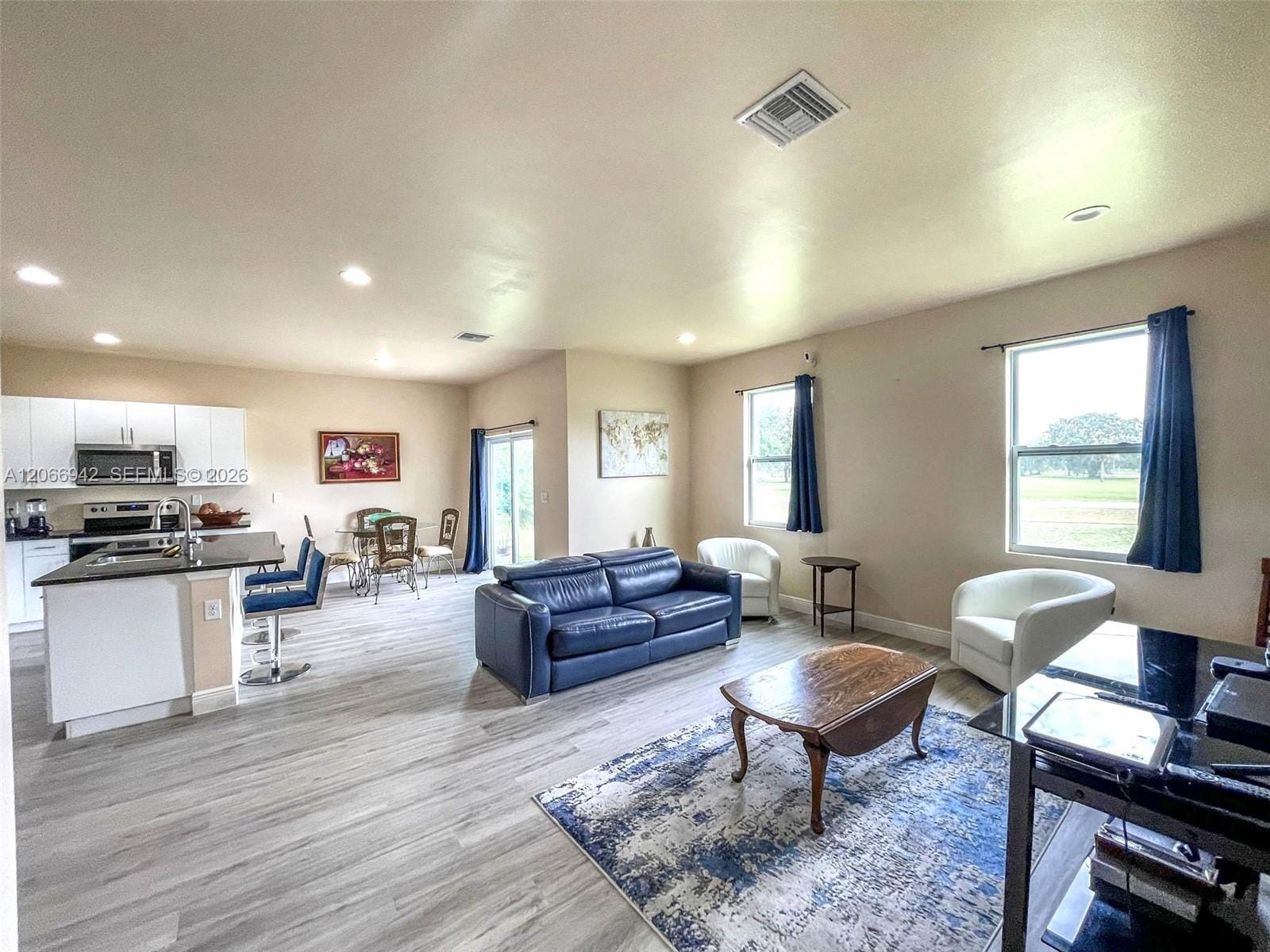 2013 Odessa Circle, LaBelle, FL 33935 photo 6