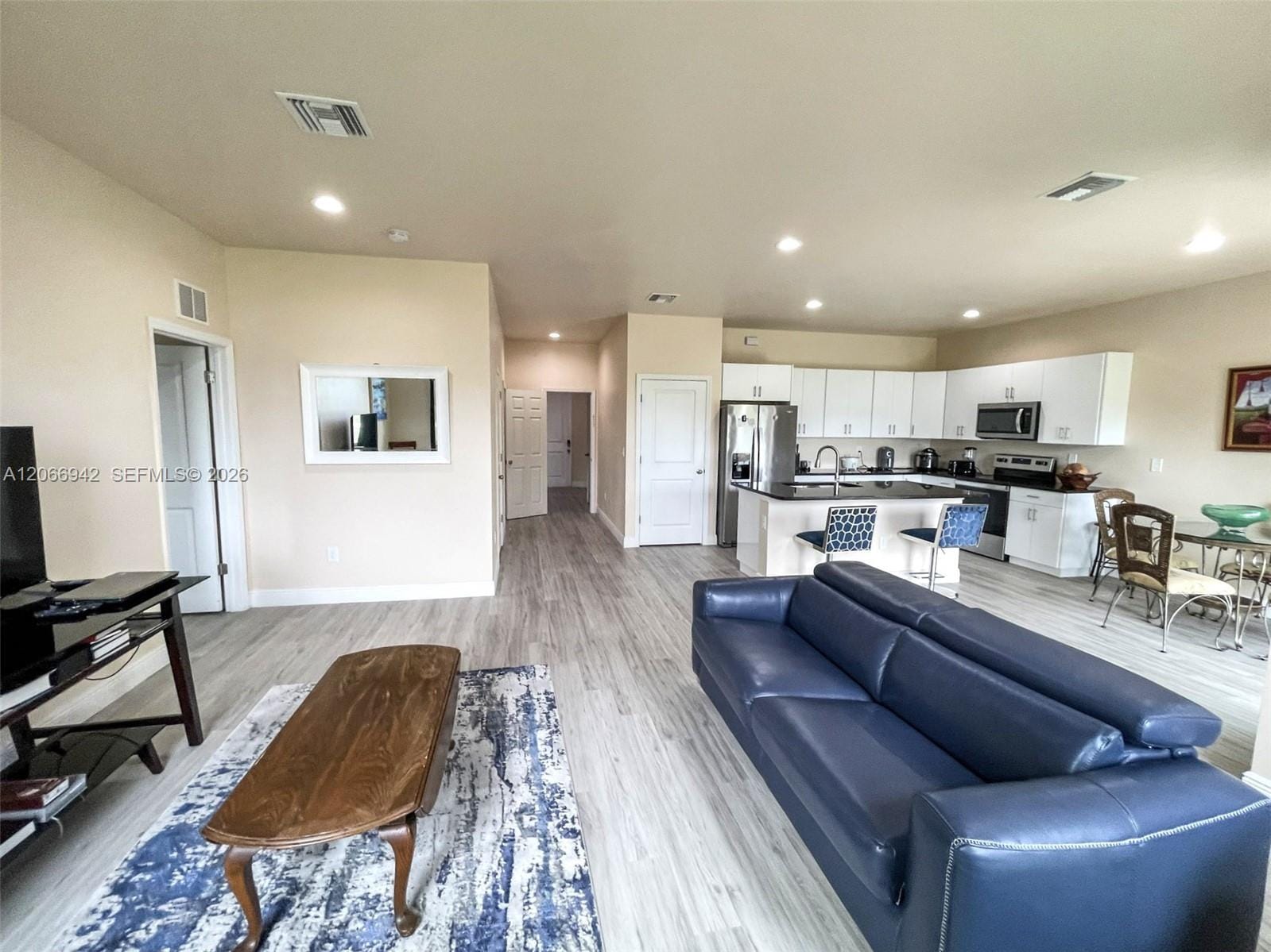 2013 Odessa Circle, LaBelle, FL 33935 photo 8