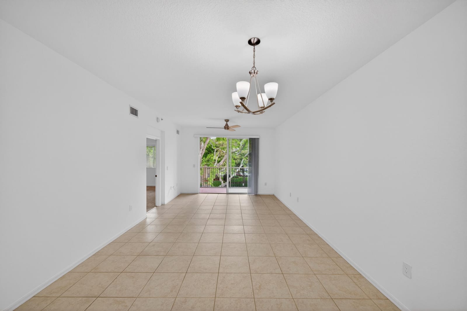 7775 Yardley Drive 314 — photo 8