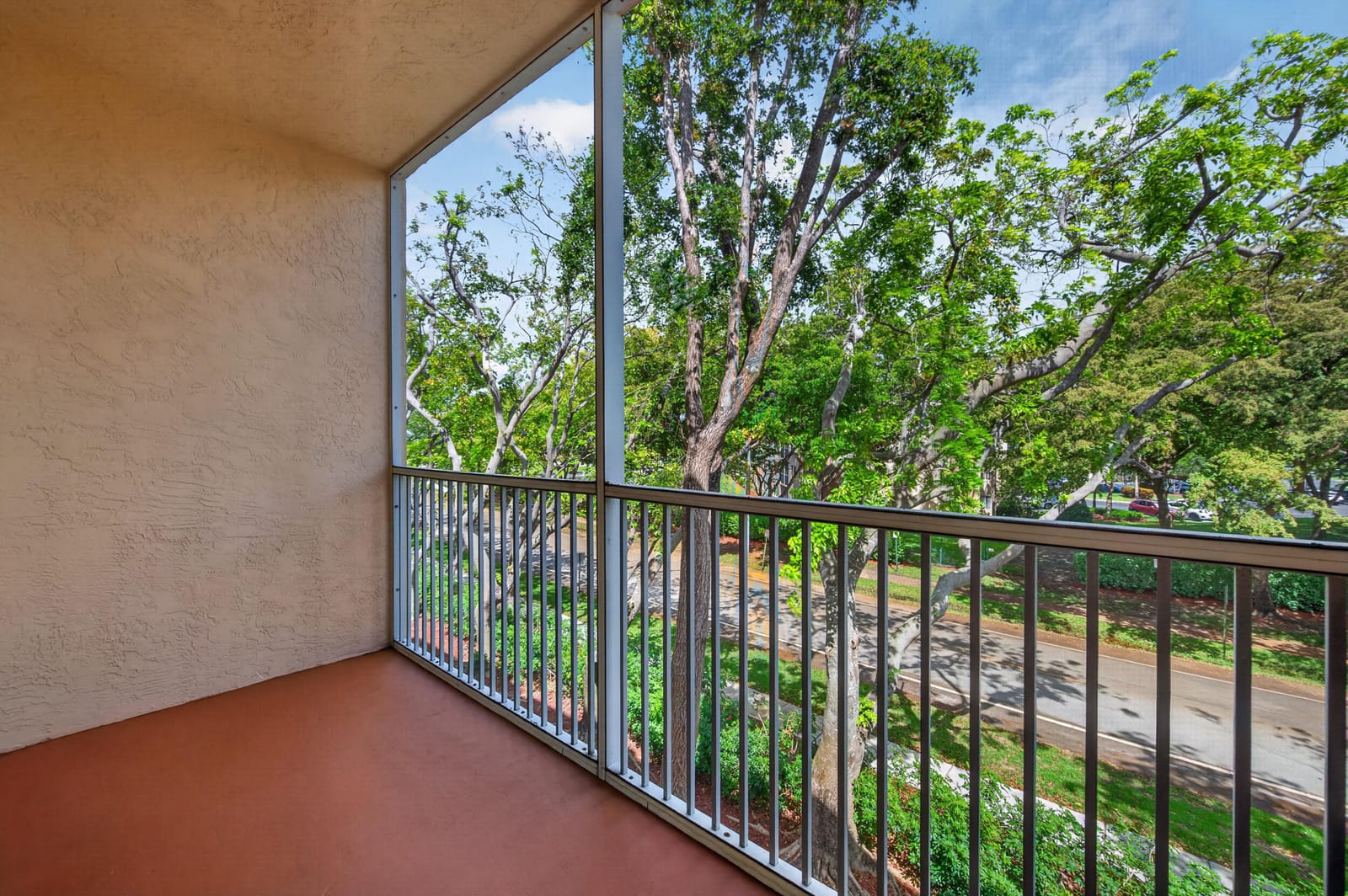 7775 Yardley Drive 314 — photo 10