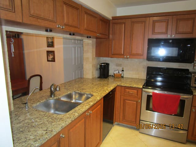10422 NW 24TH Place 307, Sunrise Lakes, Sunrise, FL