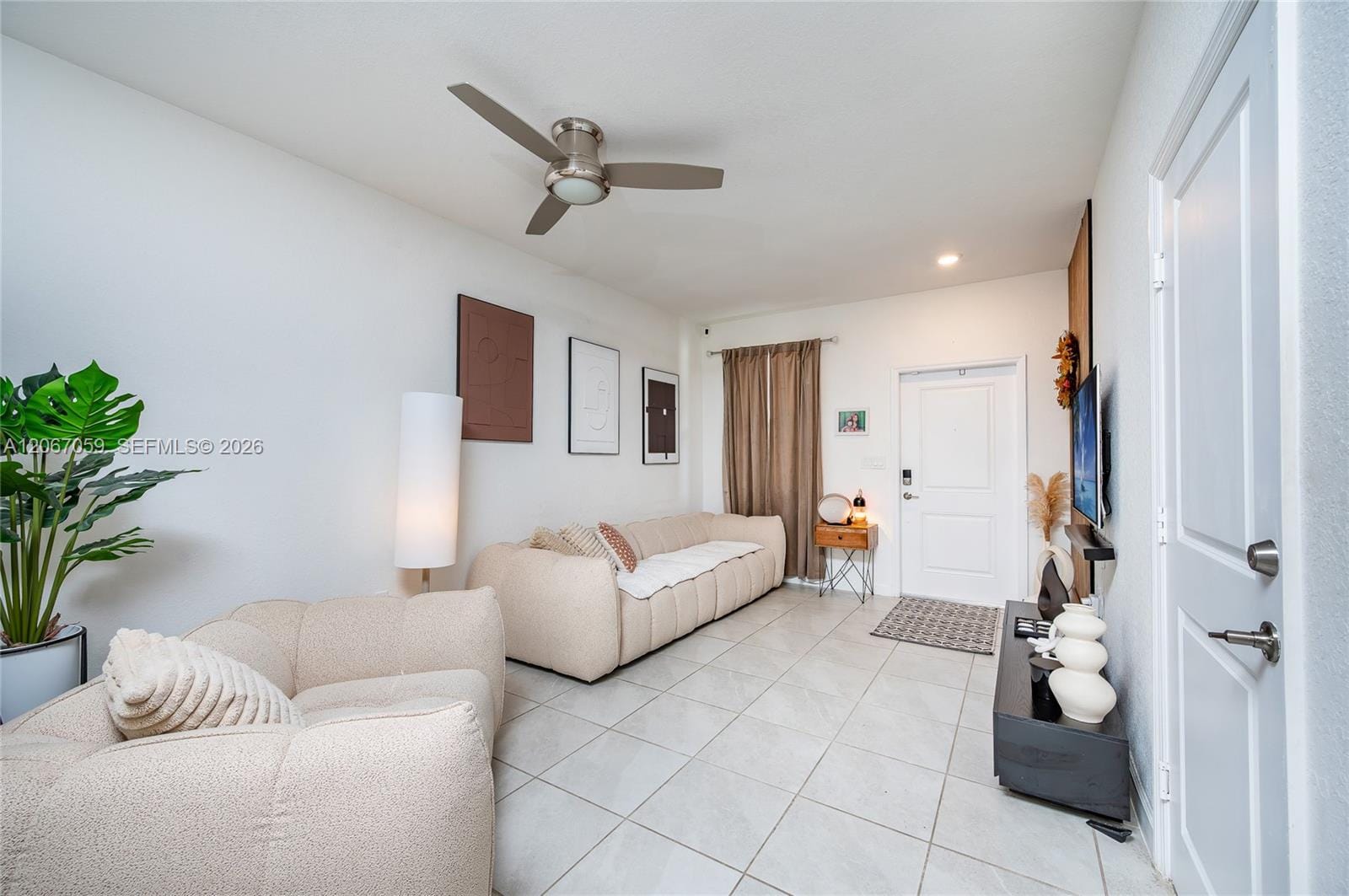 1116 SE 26th Terrace — photo 3
