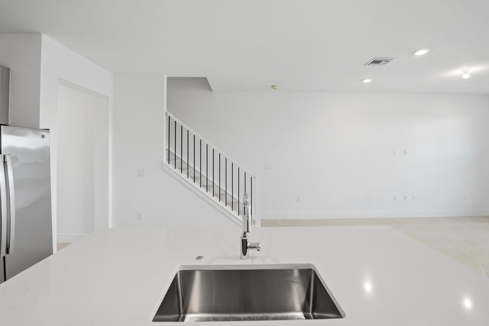 1198 National Street — photo 4