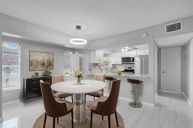 3000 NW 43rd Terrace 106, sold in ZIP 33313, Lauderdale Lakes, FL