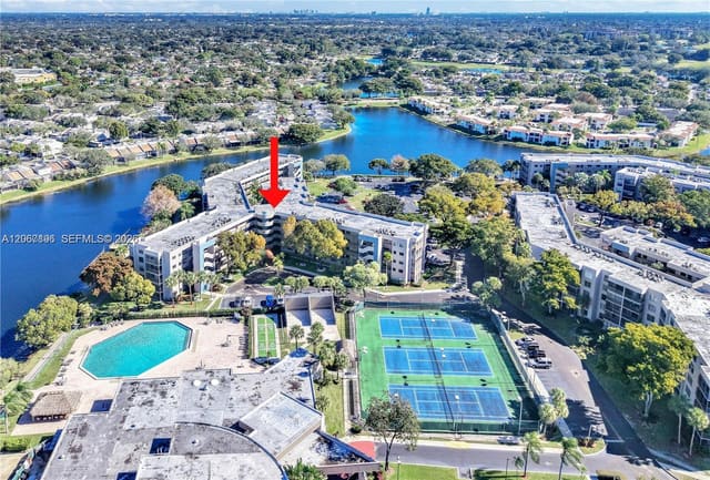 1101 Colony Point Circle 102, sold in Colony Point 4 Condo, Pembroke Pines, FL