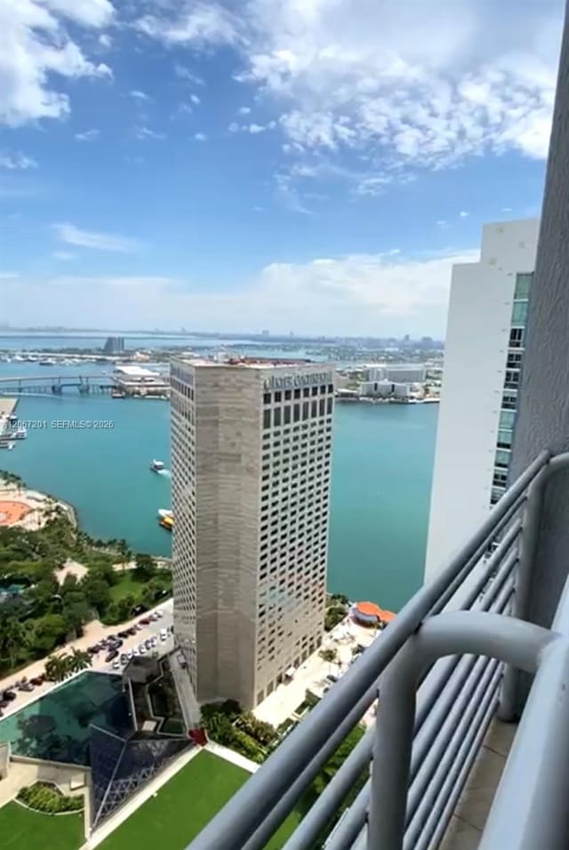 325 S Biscayne Boulevard 4214, Miami, FL 33131