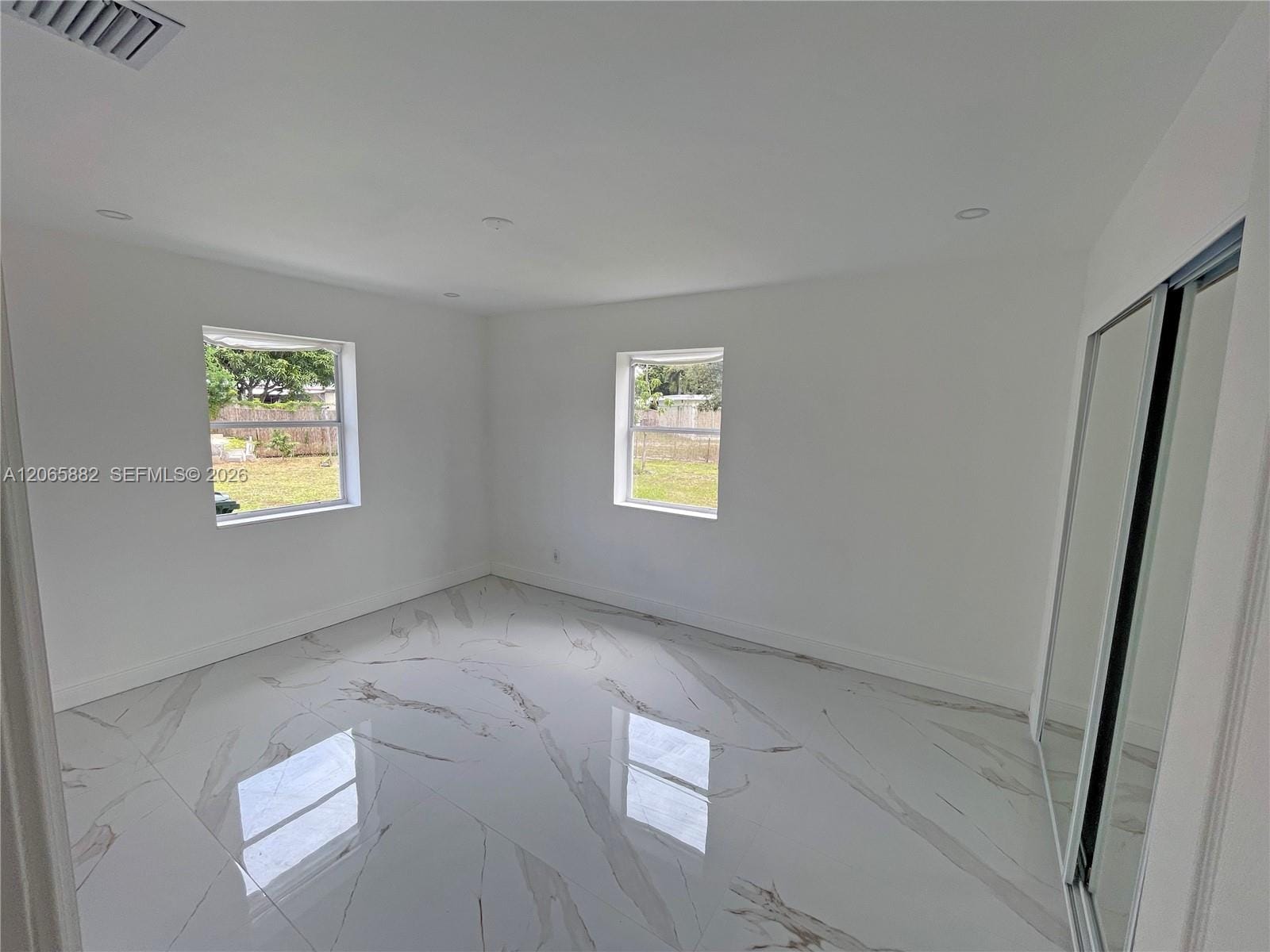 1606 NW 12th Avenue — photo 10