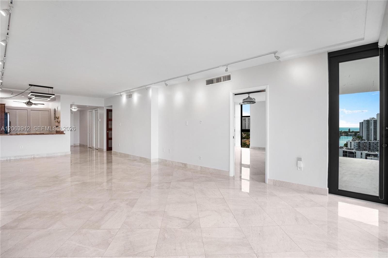 3375 N Country Club Drive 1605, Aventura, FL 33180 photo 11
