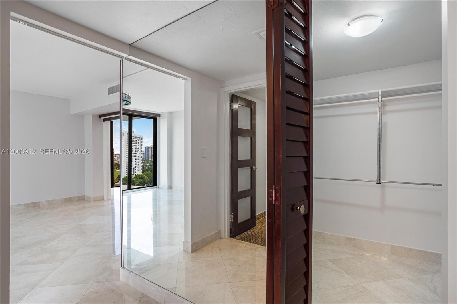 3375 N Country Club Drive 1605, Aventura, FL 33180 photo 16