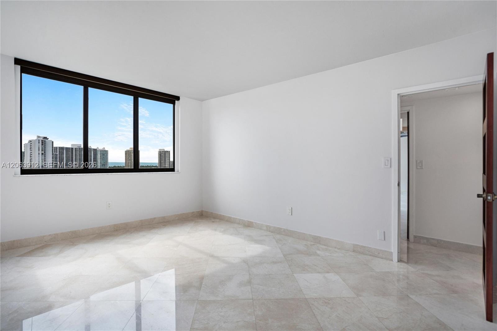 3375 N Country Club Drive 1605, Aventura, FL 33180 photo 21