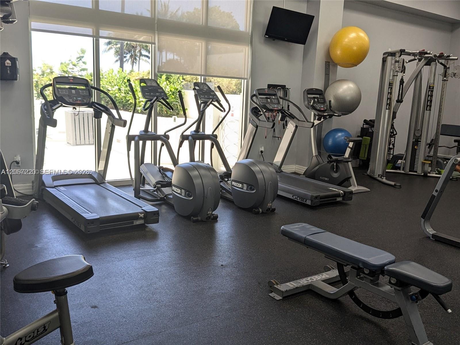 6917 Collins Avenue 411 — photo 10