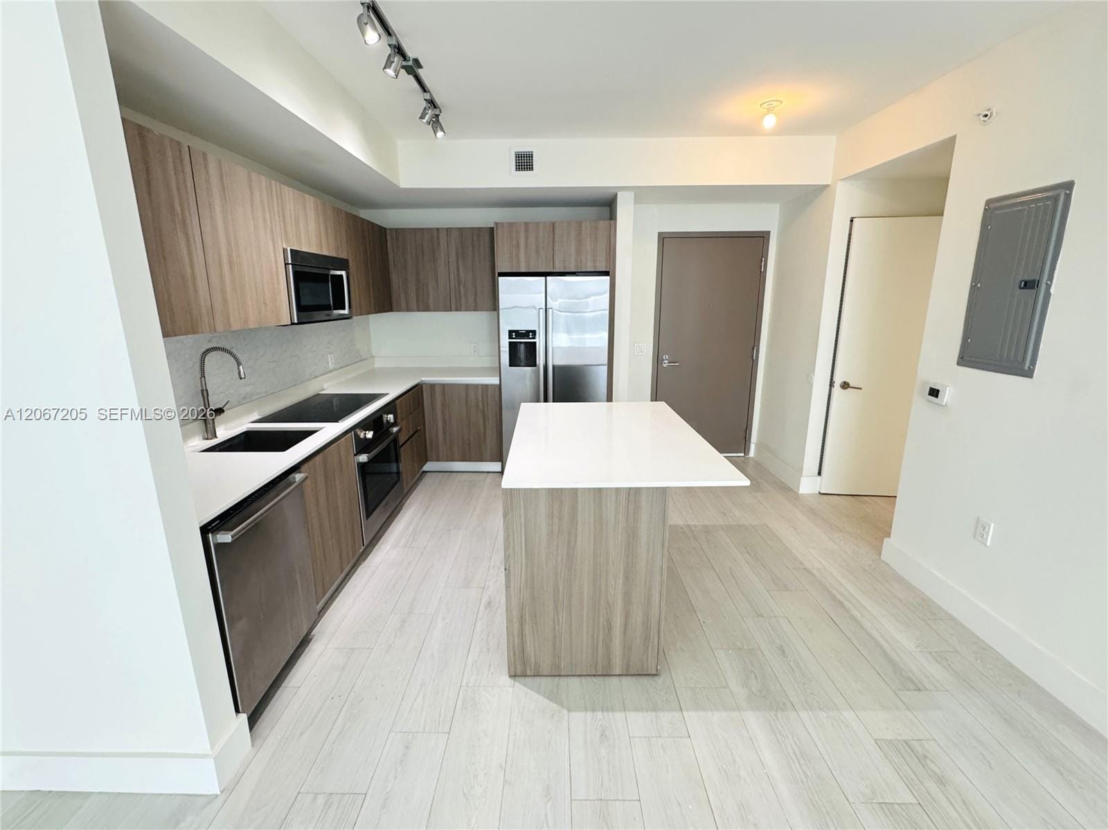 201 SW 17th Road 603 — photo 2