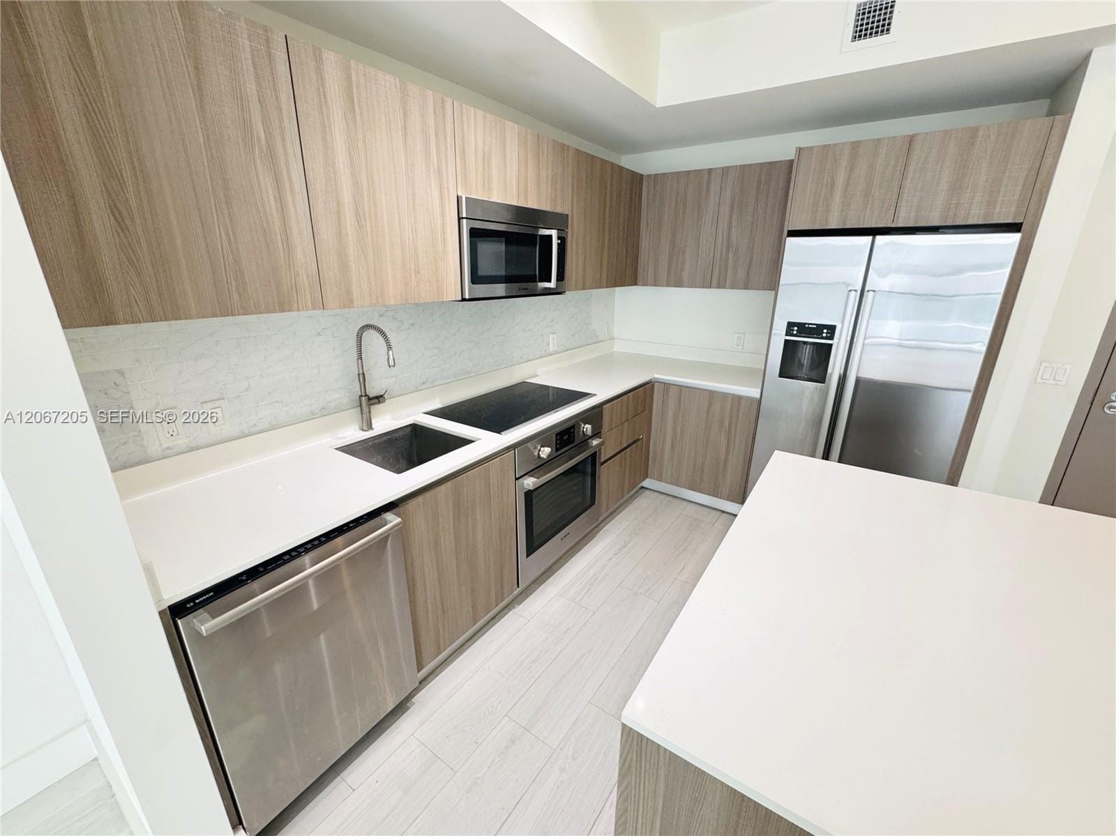 201 SW 17th Road 603 — photo 3