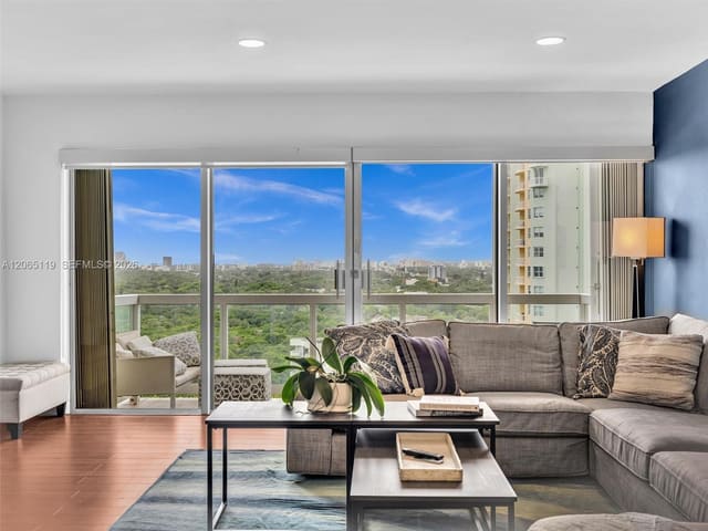 2451 S Brickell Avenue 20M, Miami, FL 33129