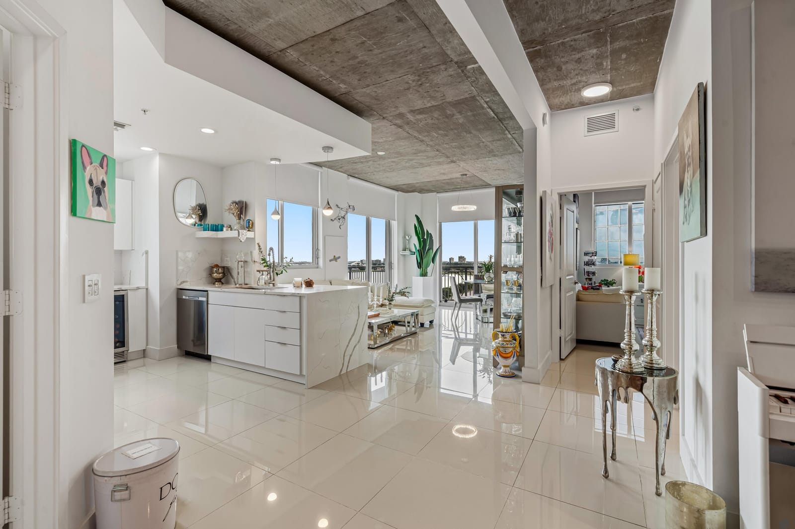 300 S Australian Avenue 907 — photo 4