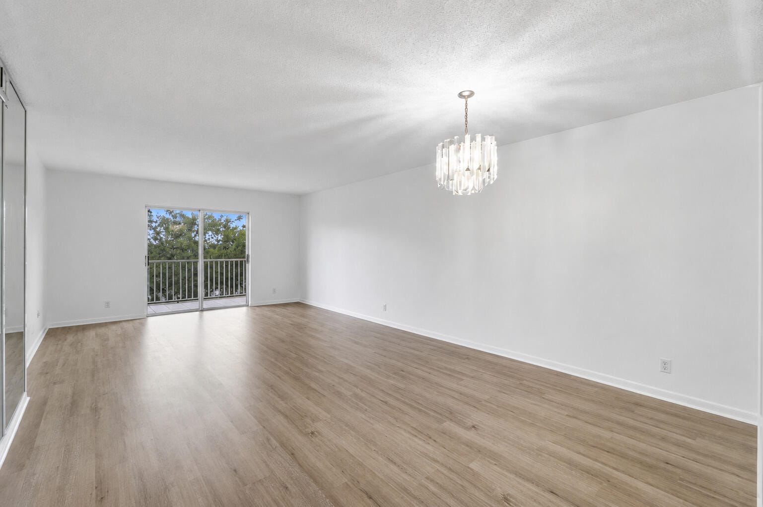 9101 W SAMPLE Road 402 — photo 10