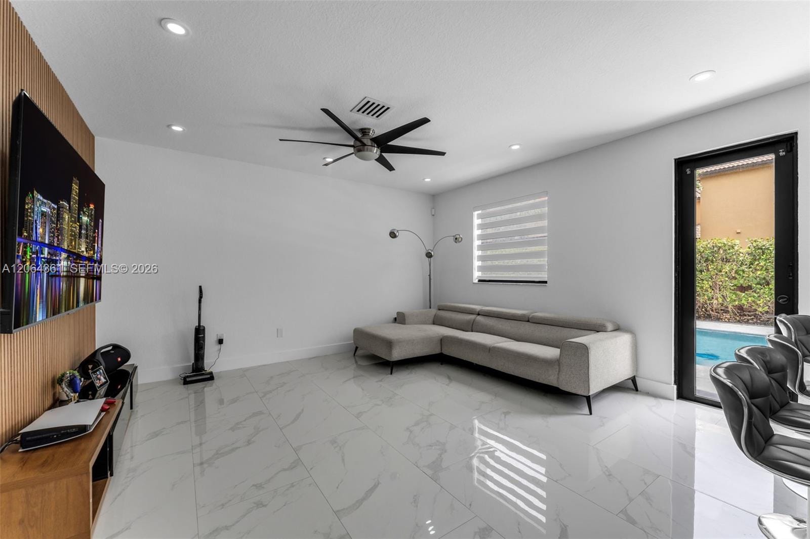 24123 SW 112th Place — photo 8