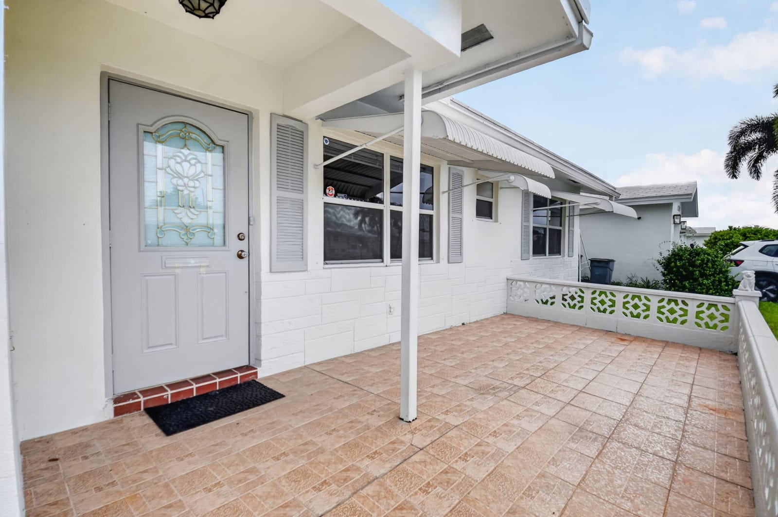 2091 SW 13th Terrace SW — photo 2