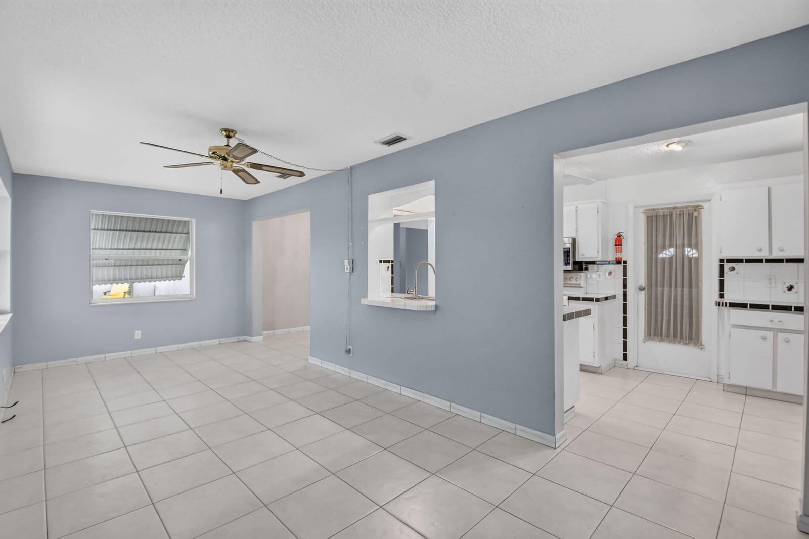 2091 SW 13th Terrace SW, Boynton Beach, FL 33426 photo 14