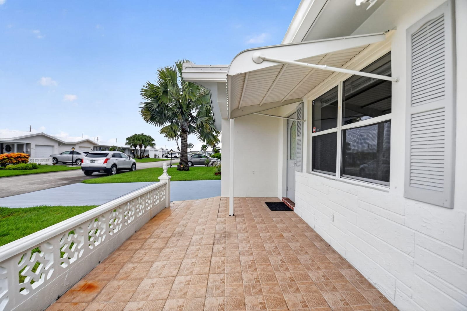 2091 SW 13th Terrace SW — photo 4