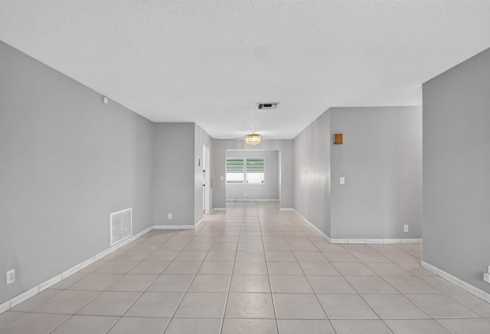 2091 SW 13th Terrace SW — photo 8