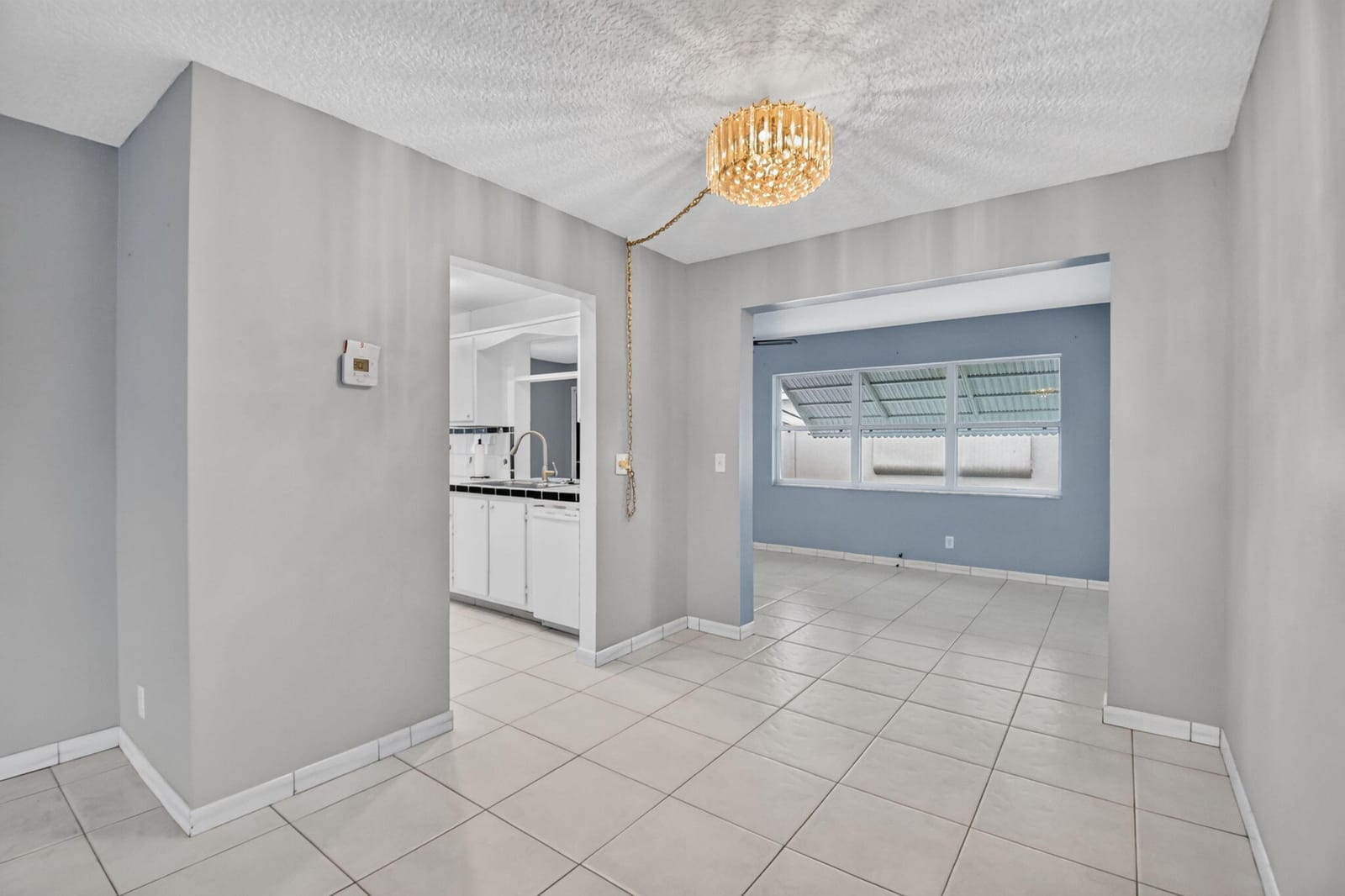 2091 SW 13th Terrace SW — photo 10