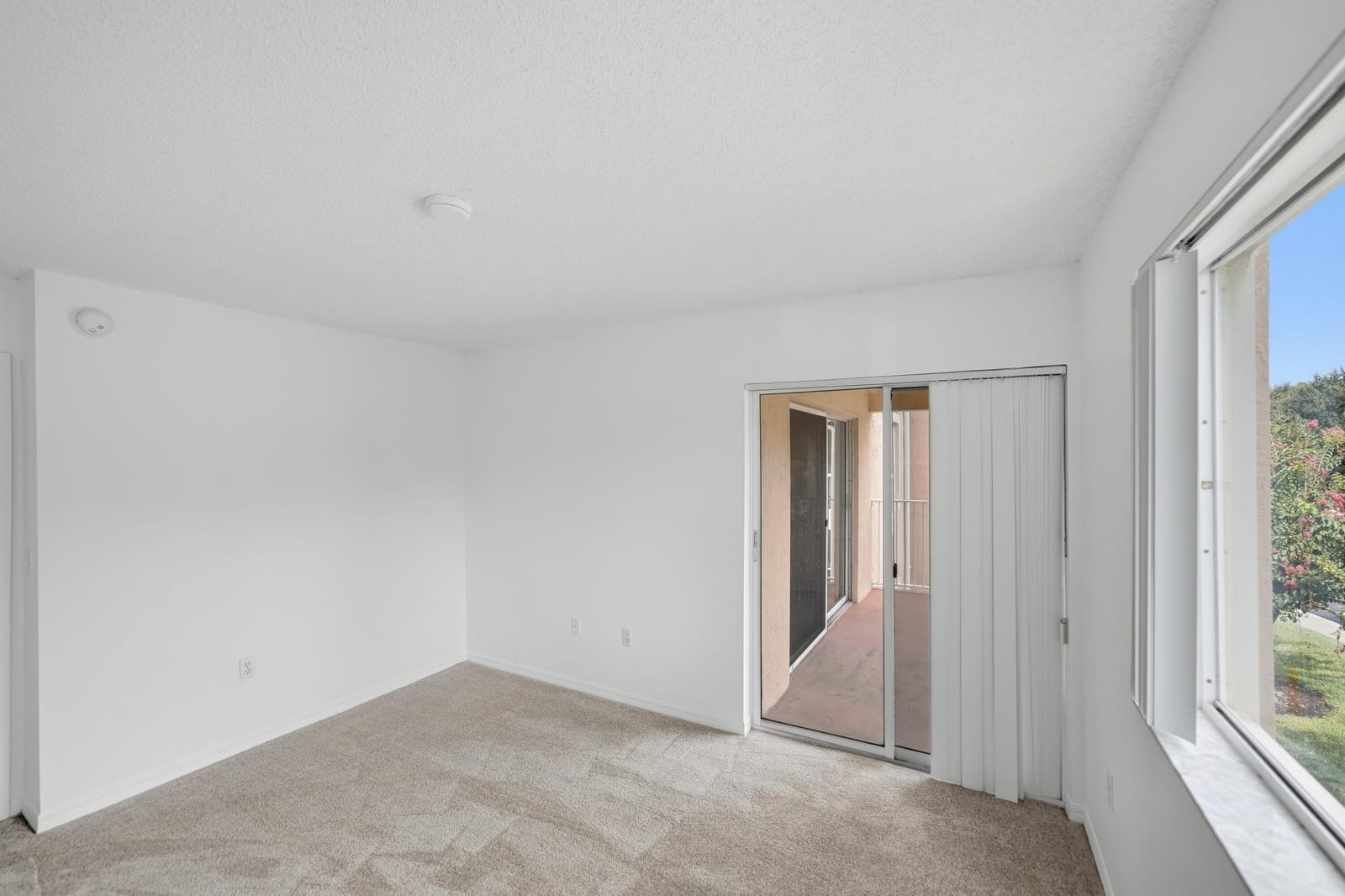 1640 N 42ND Circle 209 — photo 9