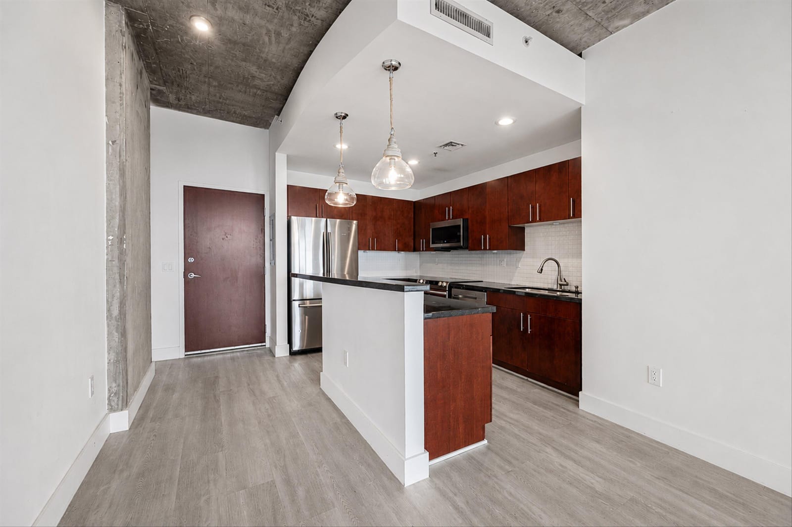 300 S AUSTRALIAN Avenue 1103 — photo 4