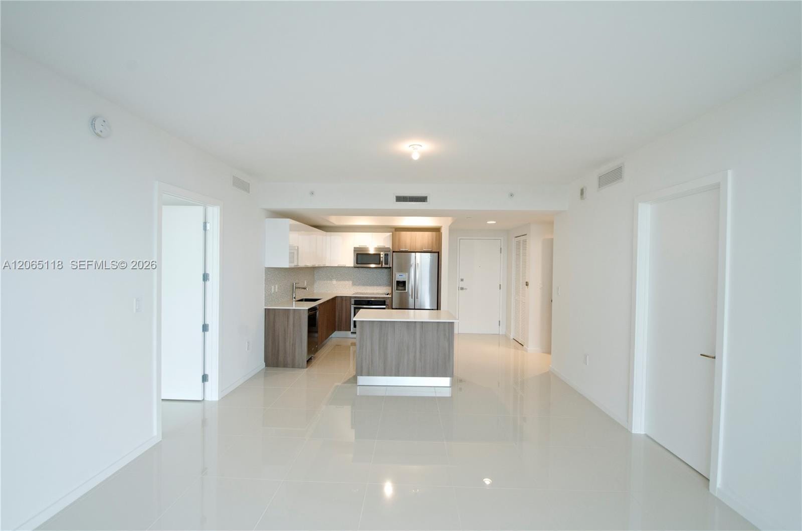 5300 Paseo Boulevard 709 — photo 2