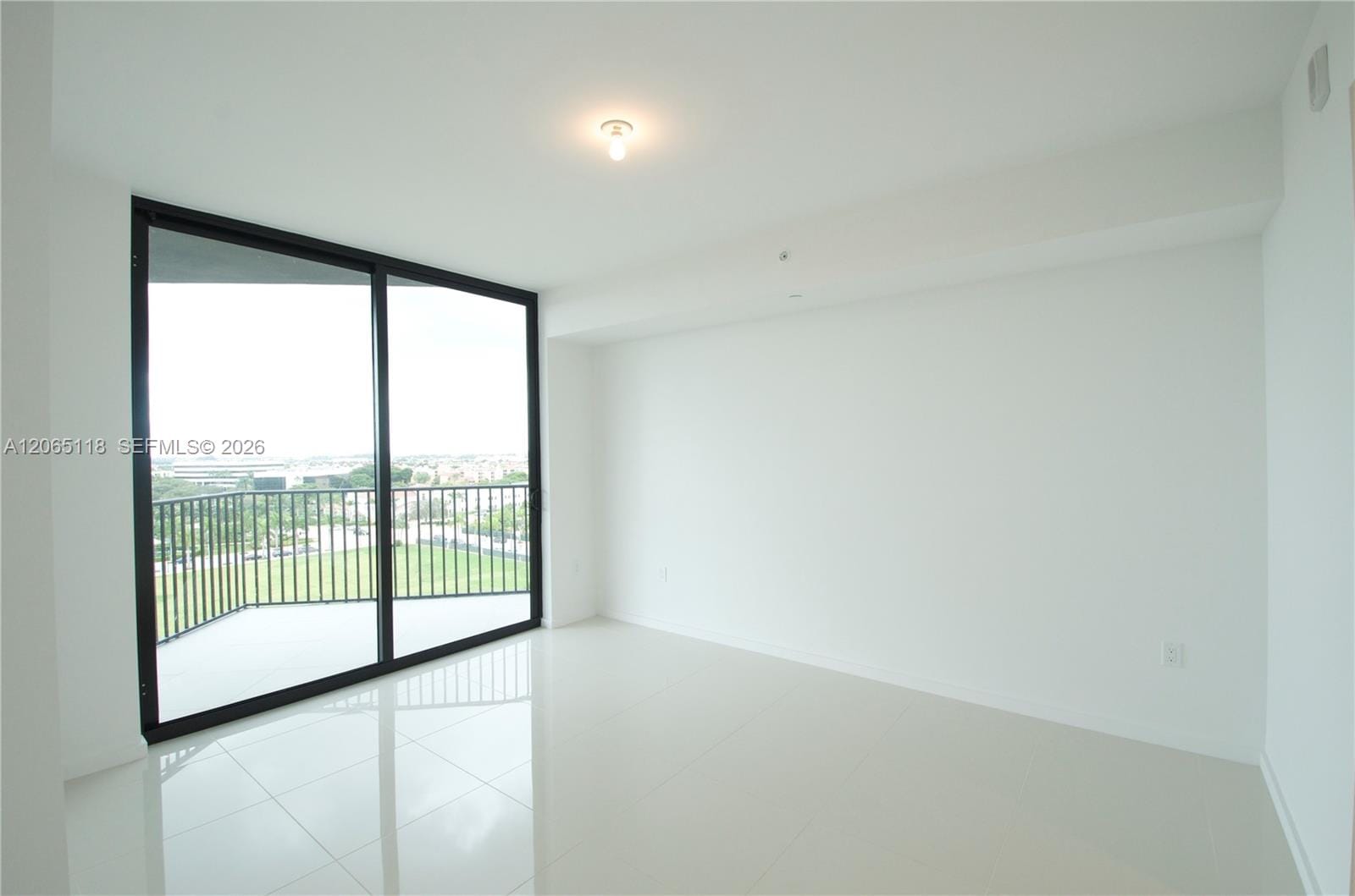 5300 Paseo Boulevard 709 — photo 4