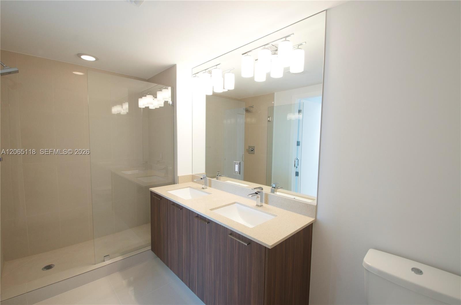 5300 Paseo Boulevard 709 — photo 8