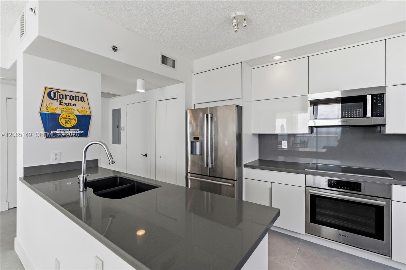 4201 Collins Avenue 1503, Miami Beach, FL 33140 photo 19