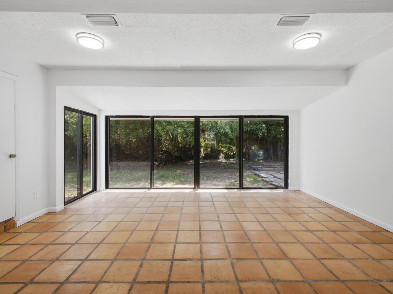 6700 Forest Court — photo 12