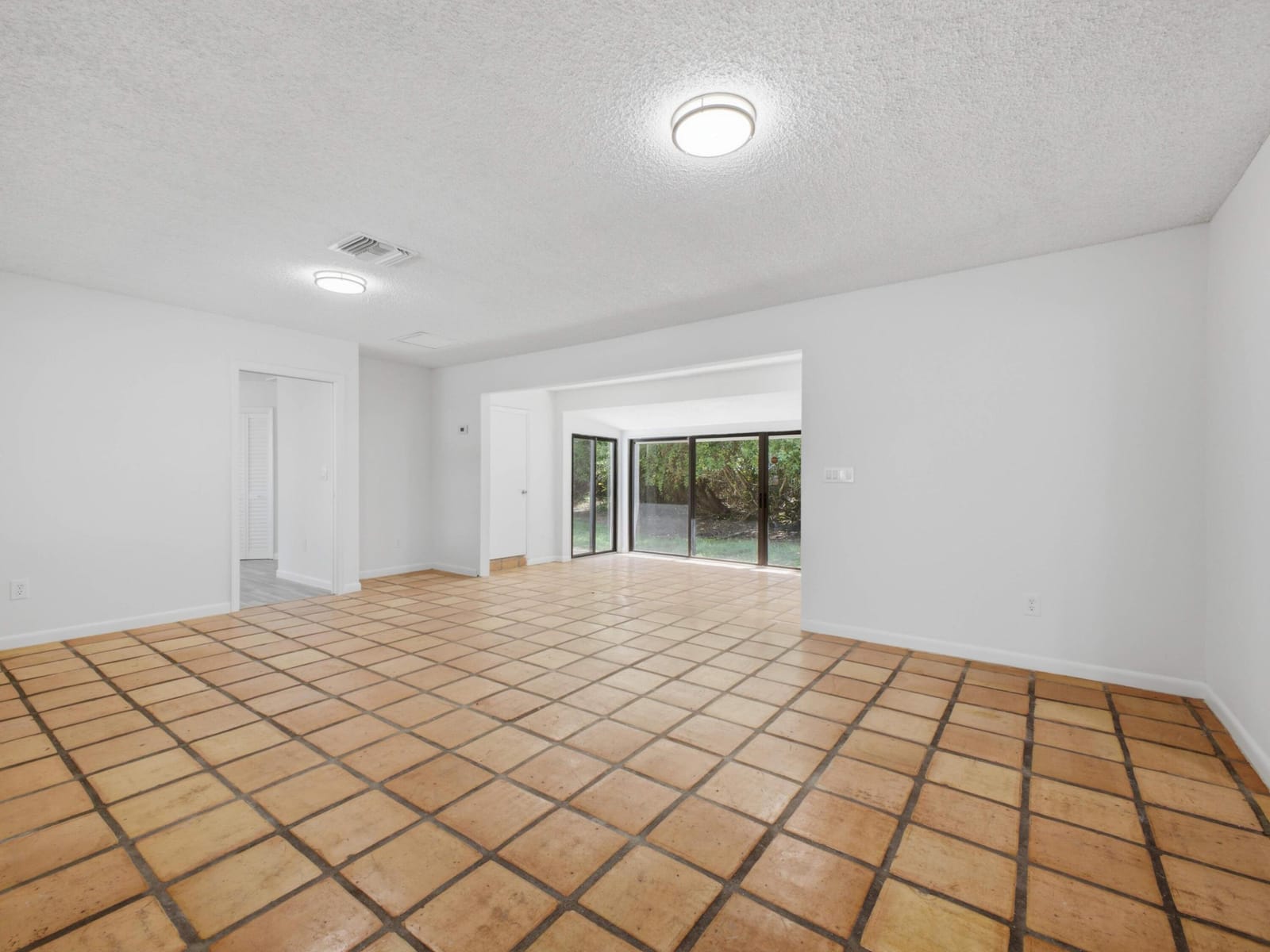6700 Forest Court, West Palm Beach, FL 33405 photo 17
