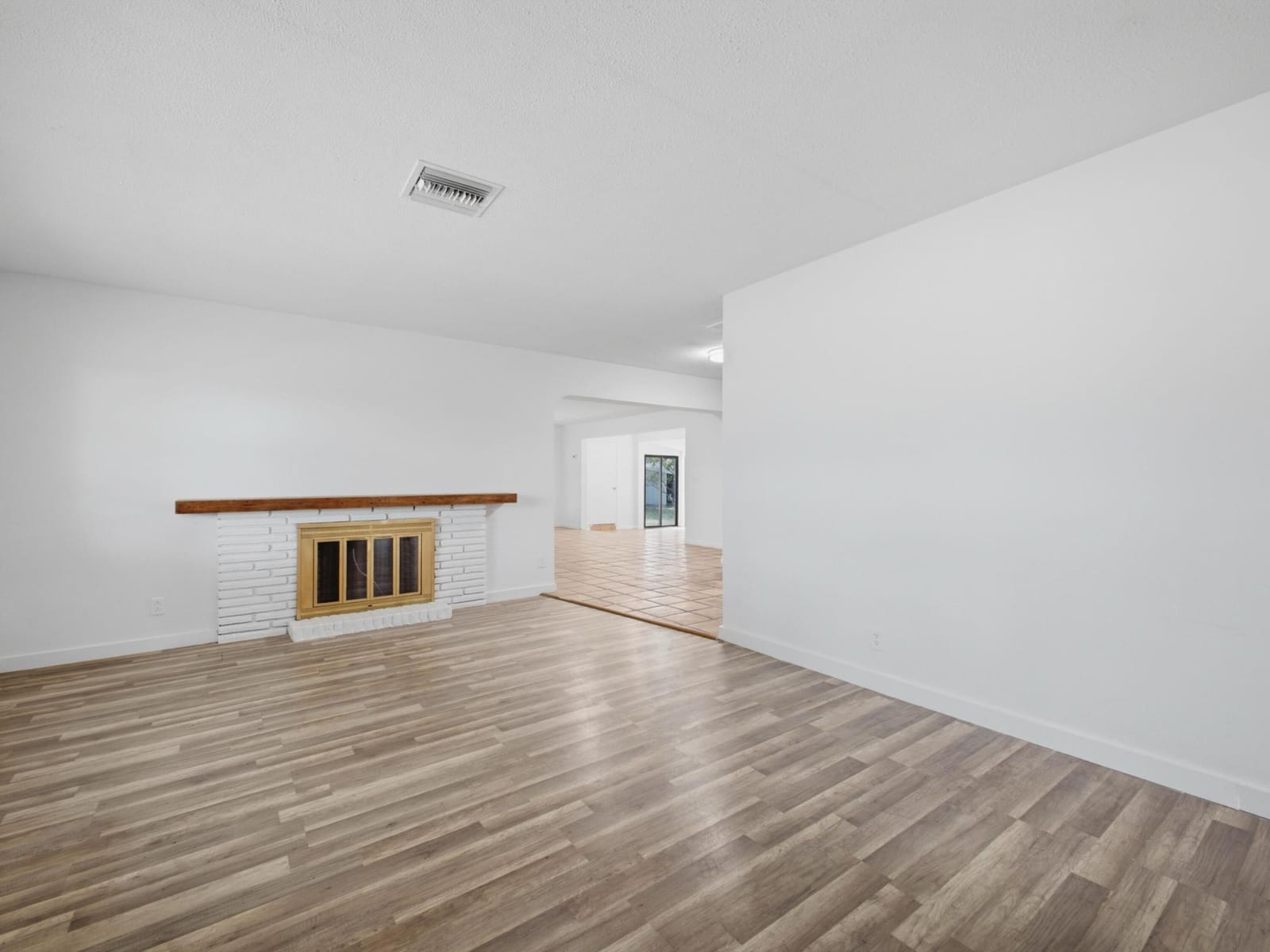 6700 Forest Court — photo 7