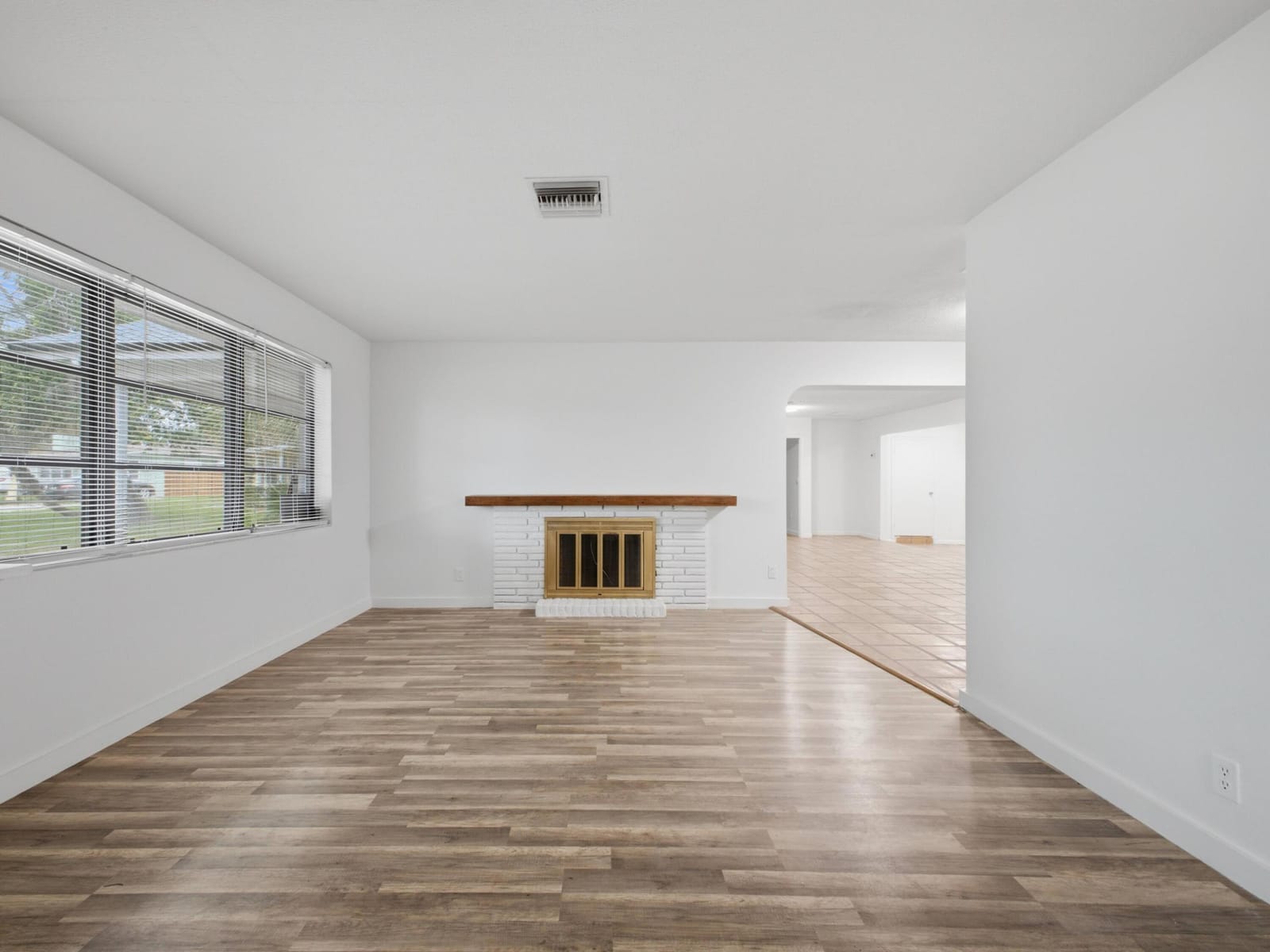 6700 Forest Court — photo 10