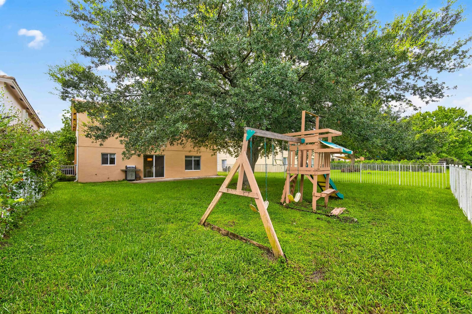 5532 SE GRAHAM Drive, Stuart, FL 34997 photo 30