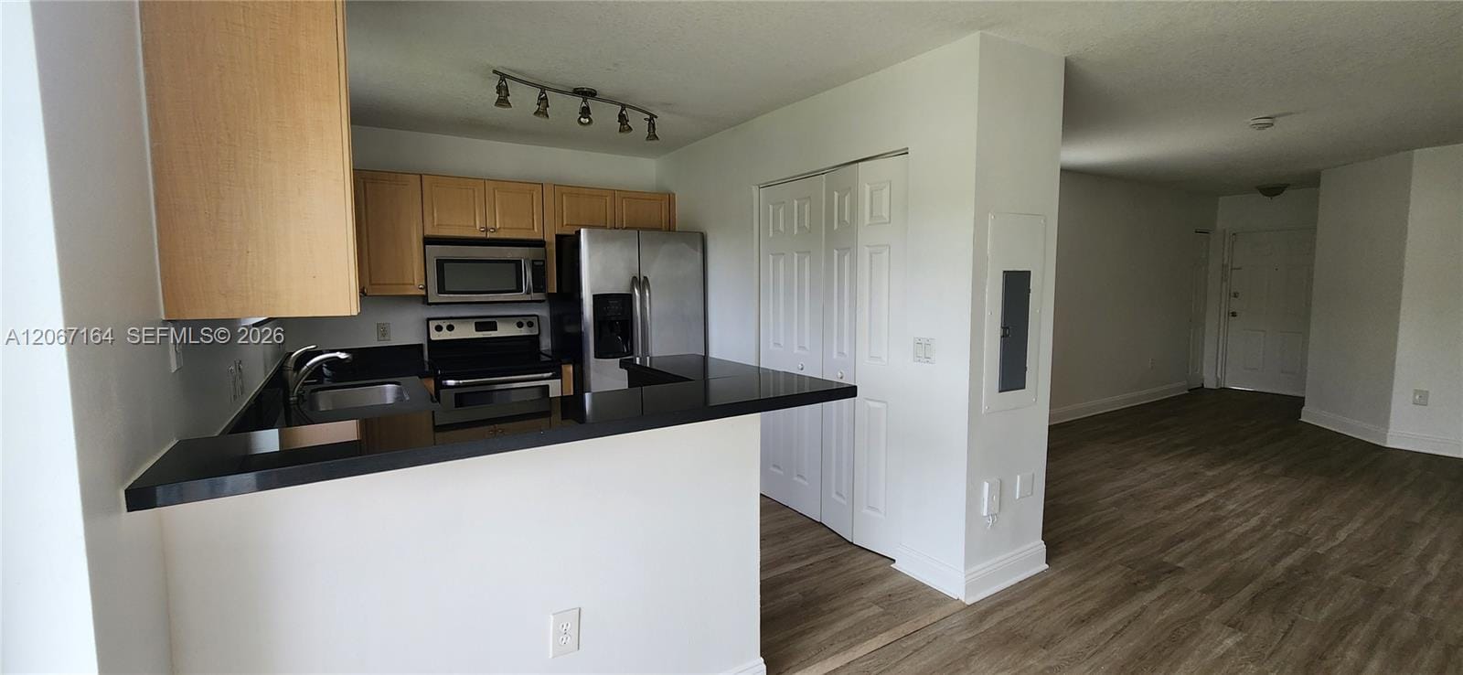 3478 Briar Bay Boulevard 106 — photo 6
