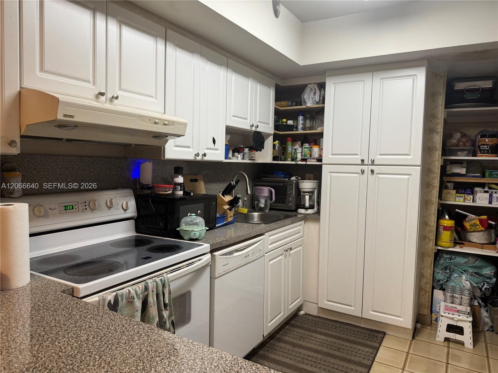8775 Park Boulevard 123 — photo 10