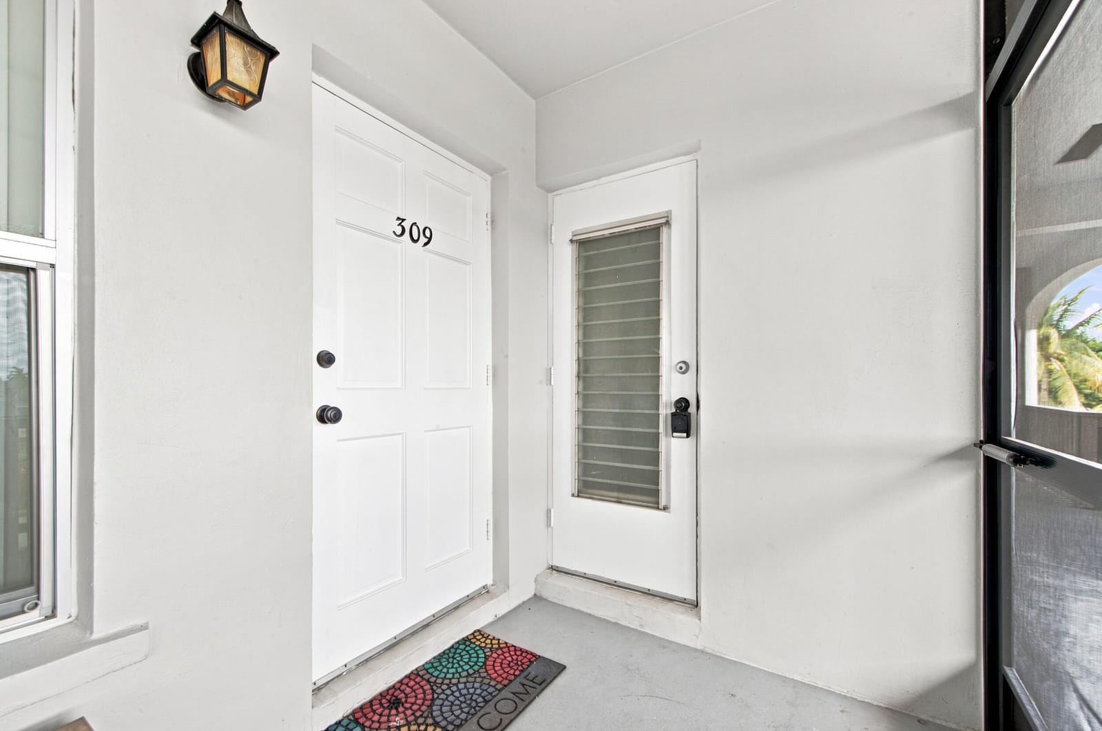 651 PINE Drive 309 — photo 4