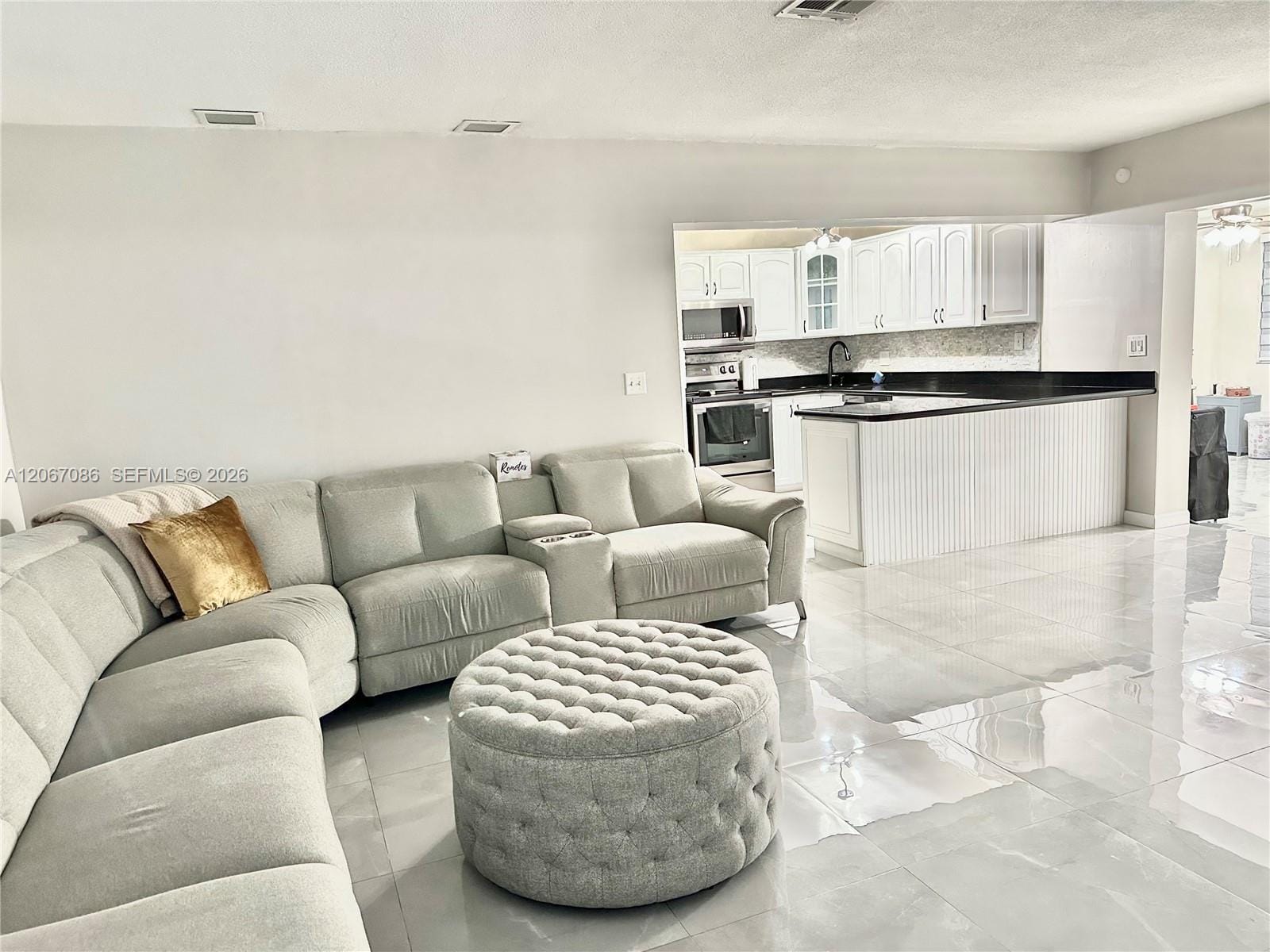 4580 SW 39th Street — photo 10