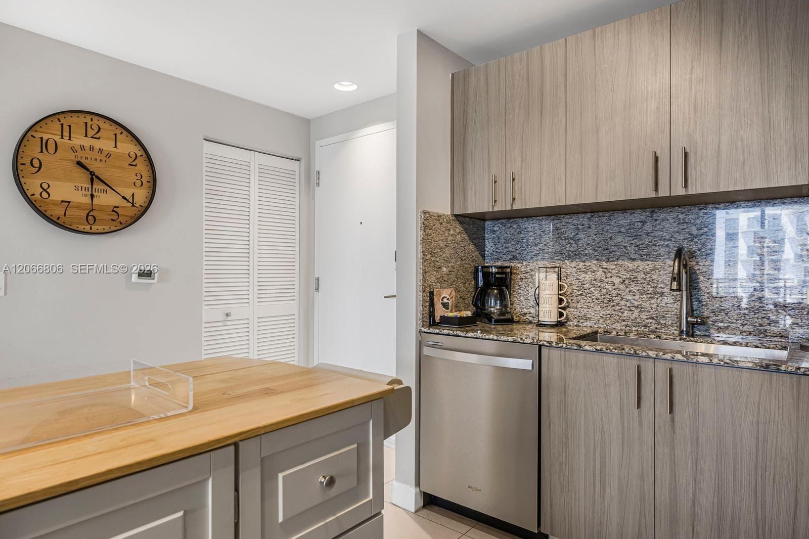 5350 NW 84th Avenue 1614 — photo 3