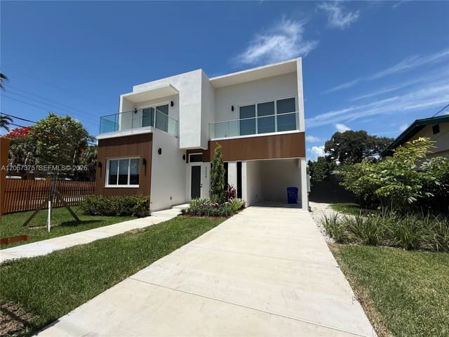 3326 Elizabeth Street, Miami, FL 33133