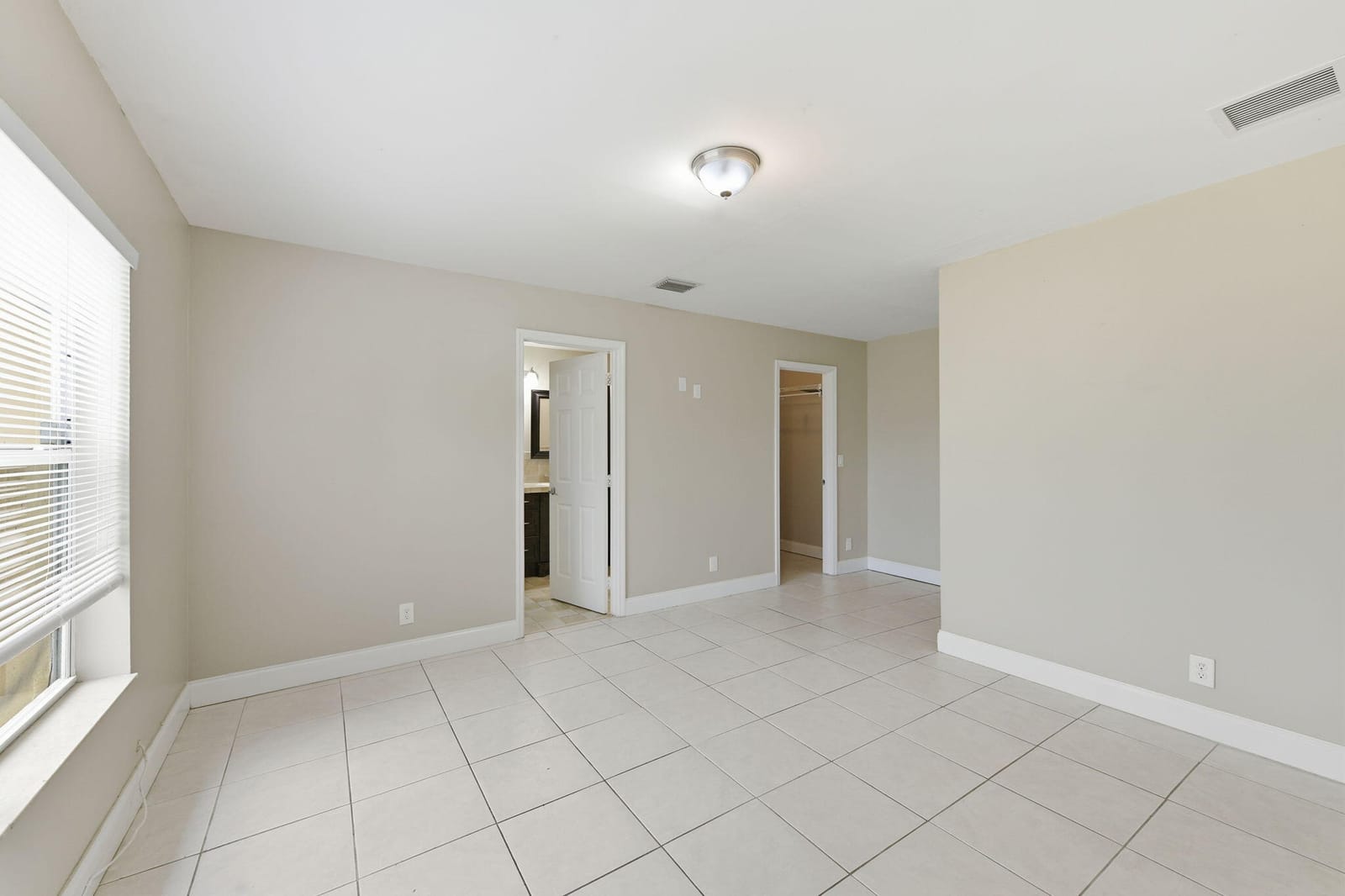 939 CHARLES Street, West Palm Beach, FL 33401 photo 16